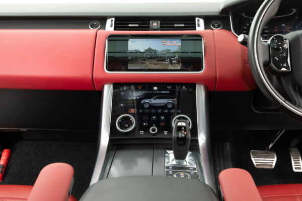 レンジローバースポーツHSE ダイナミック (PHEV)