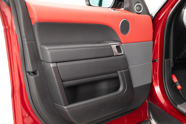 レンジローバースポーツHSE ダイナミック (PHEV)