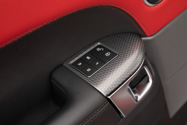 レンジローバースポーツHSE ダイナミック (PHEV)