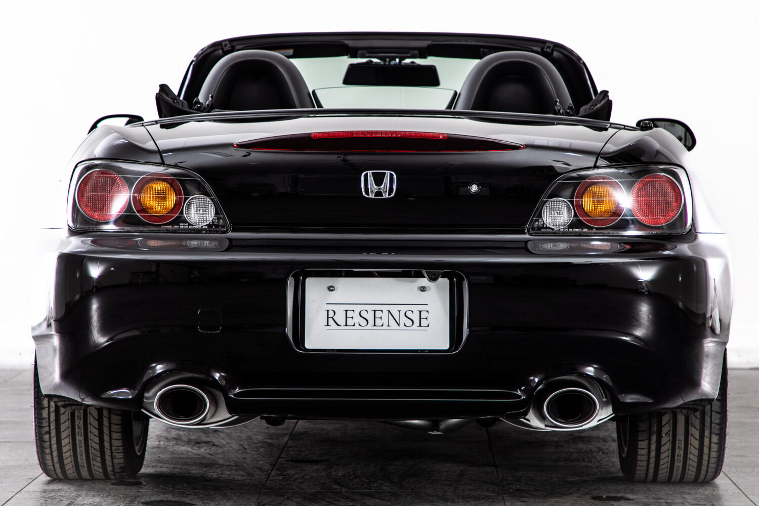 S2000