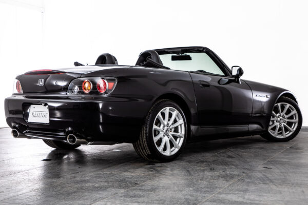 S2000