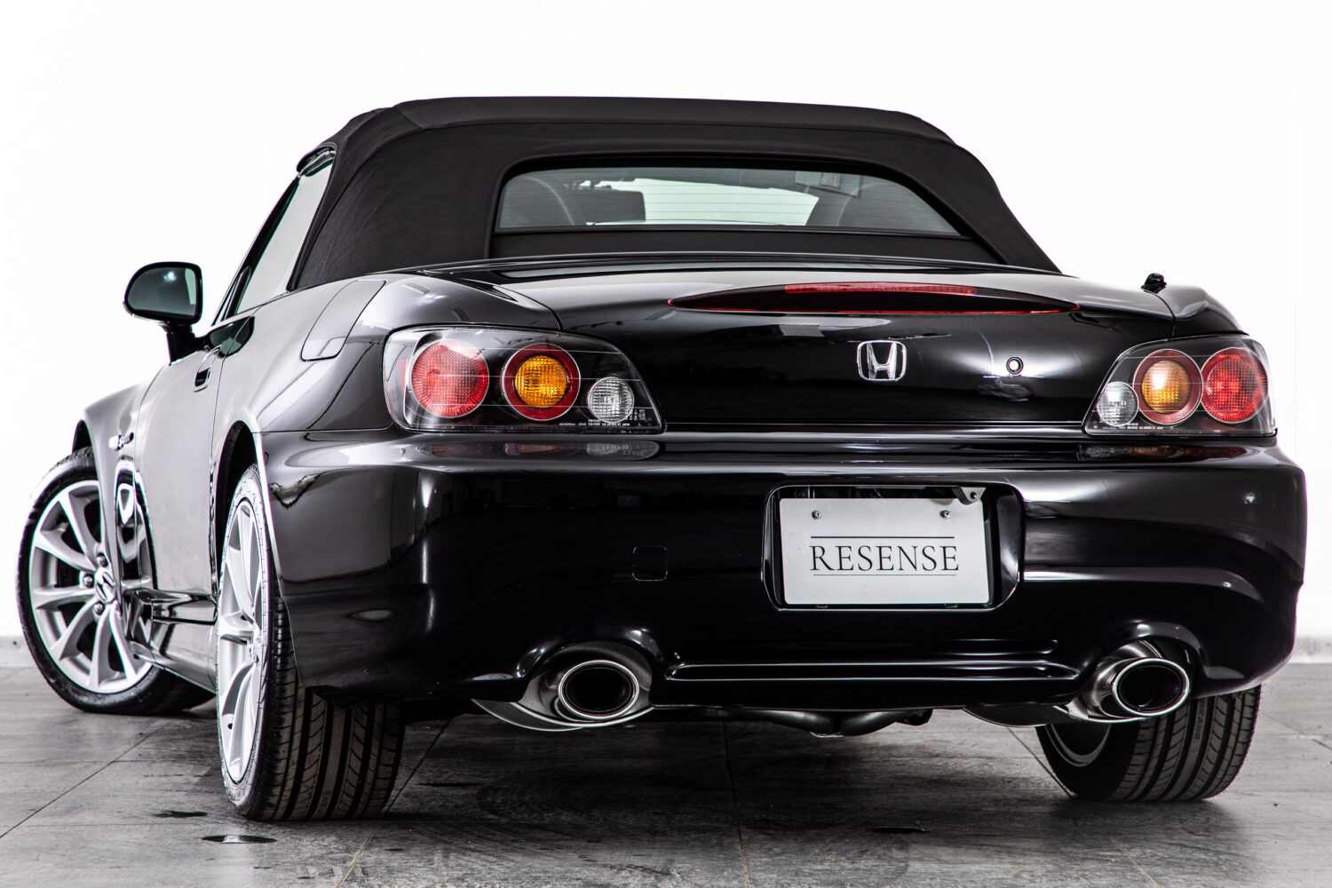S2000