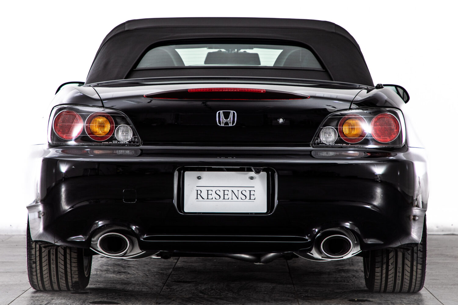 S2000