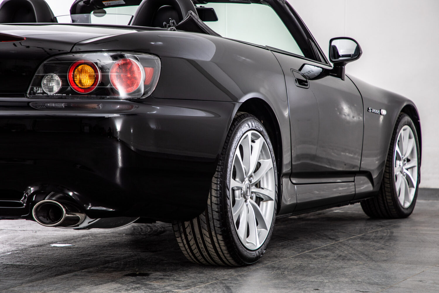 S2000