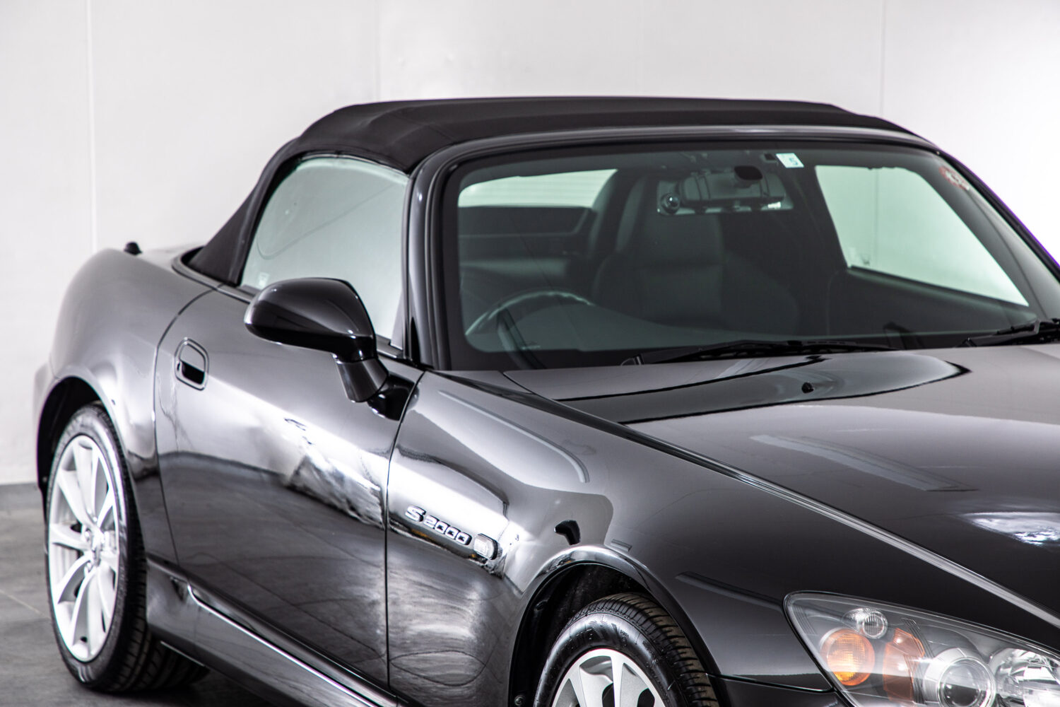 S2000