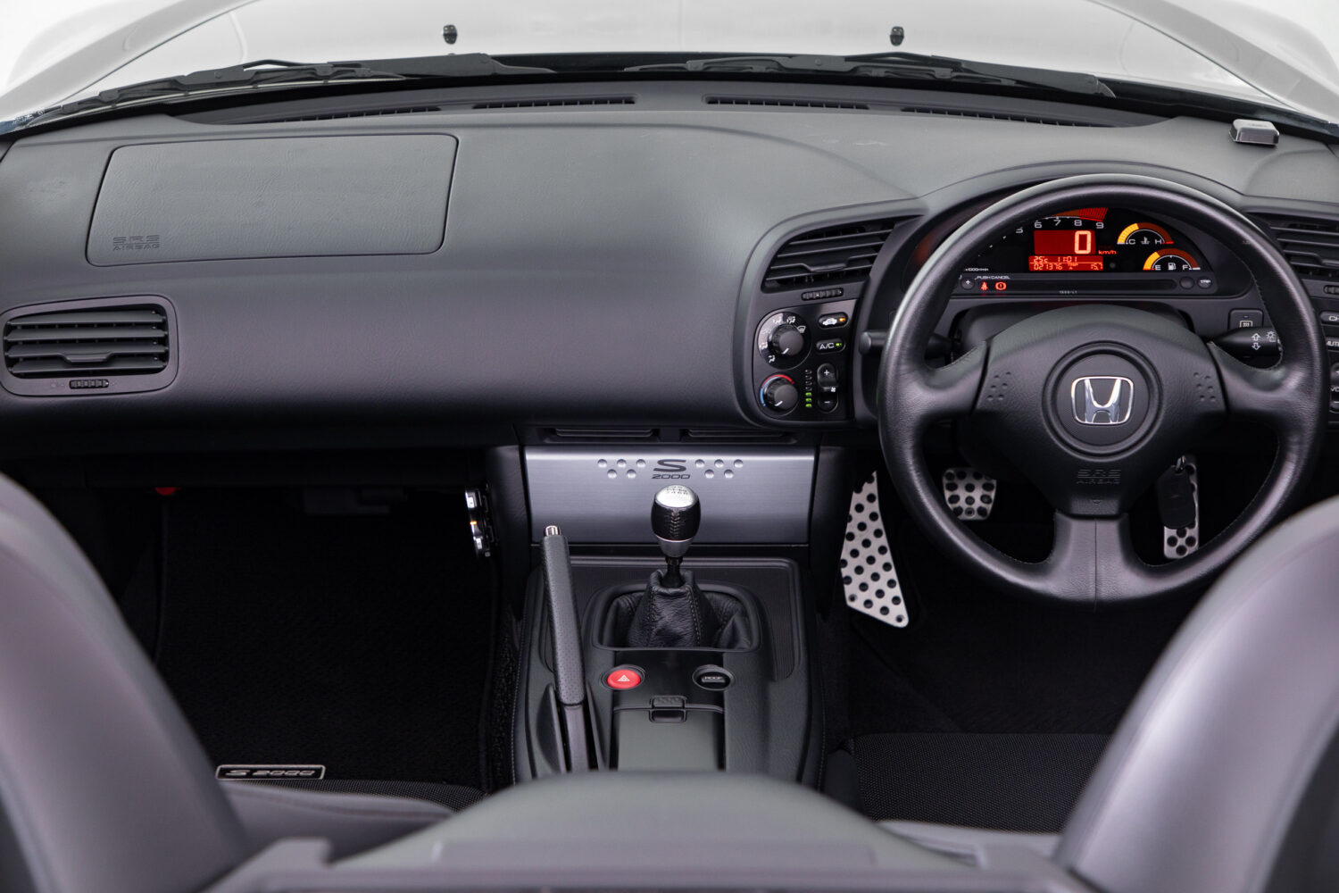 S2000