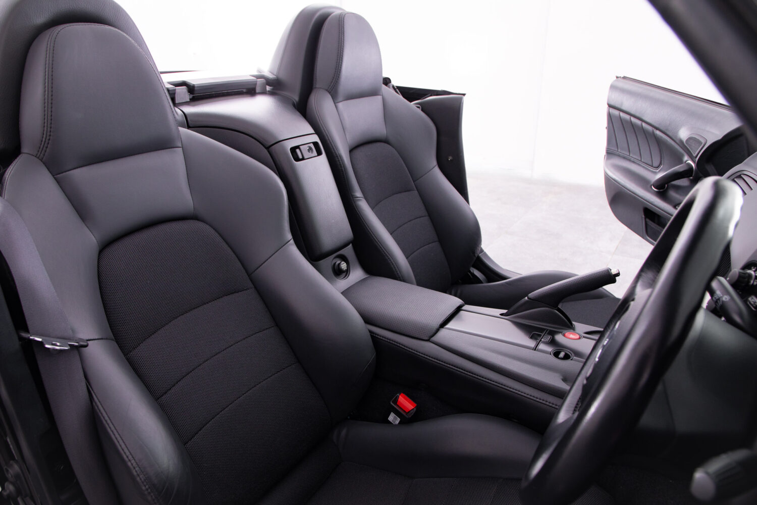 S2000