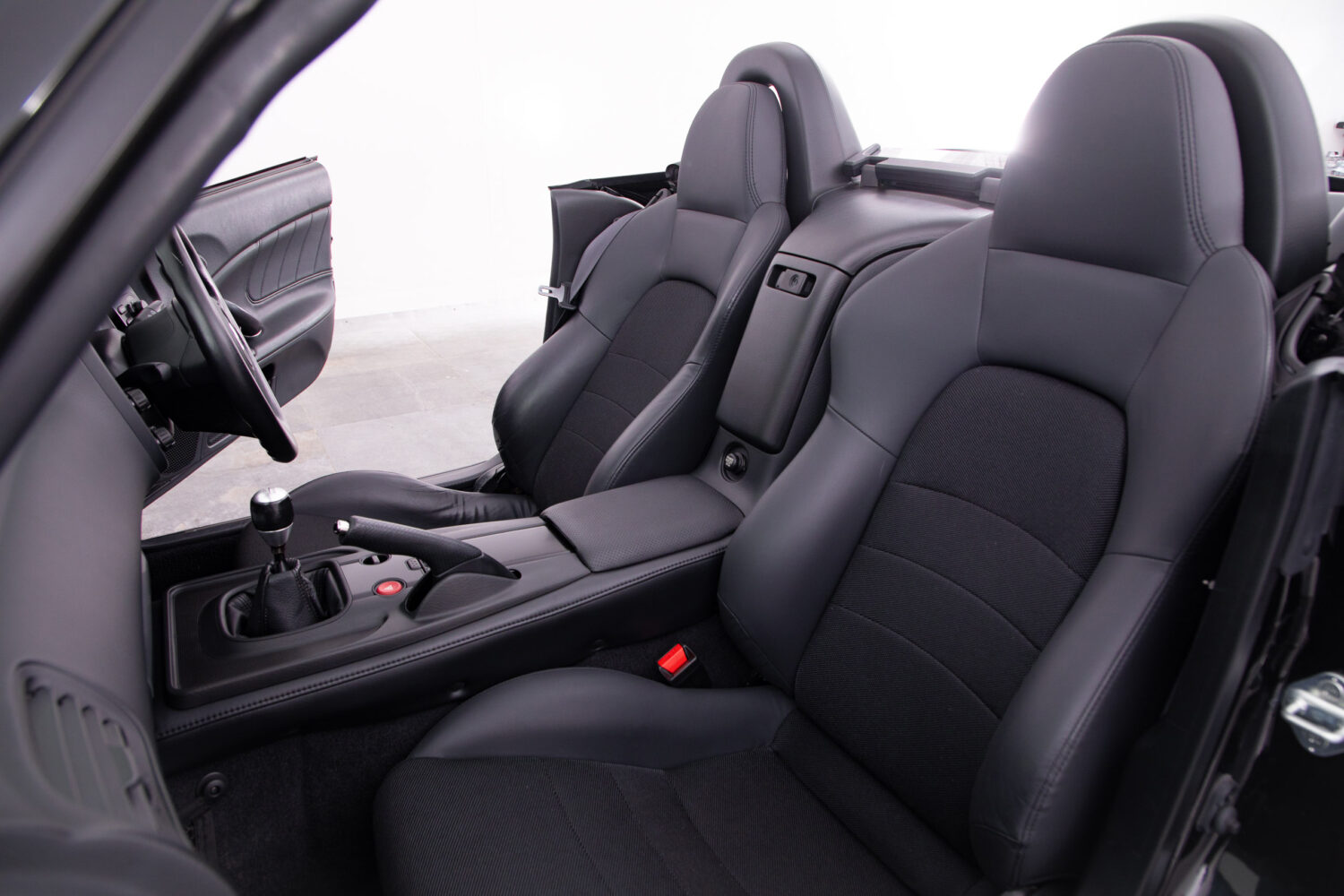 S2000