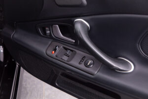 S2000