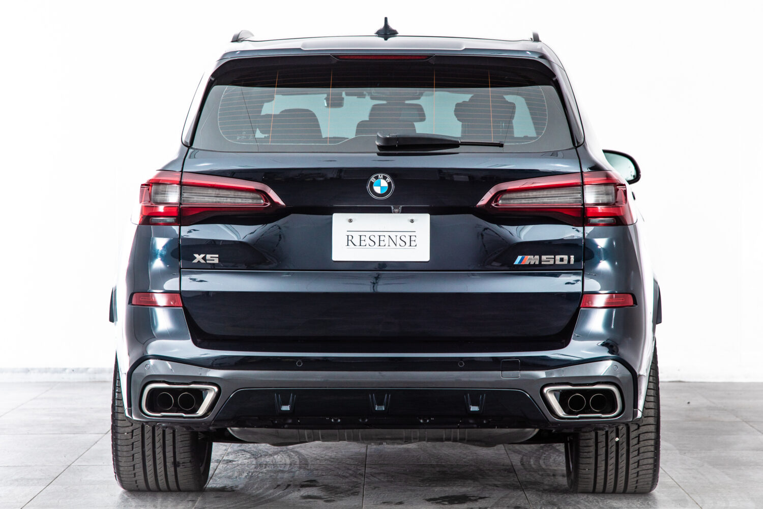 X5 M50i ドライビング ダイナミクス パッケージ 4WD　走行6700km HUD ワイヤレス充電
