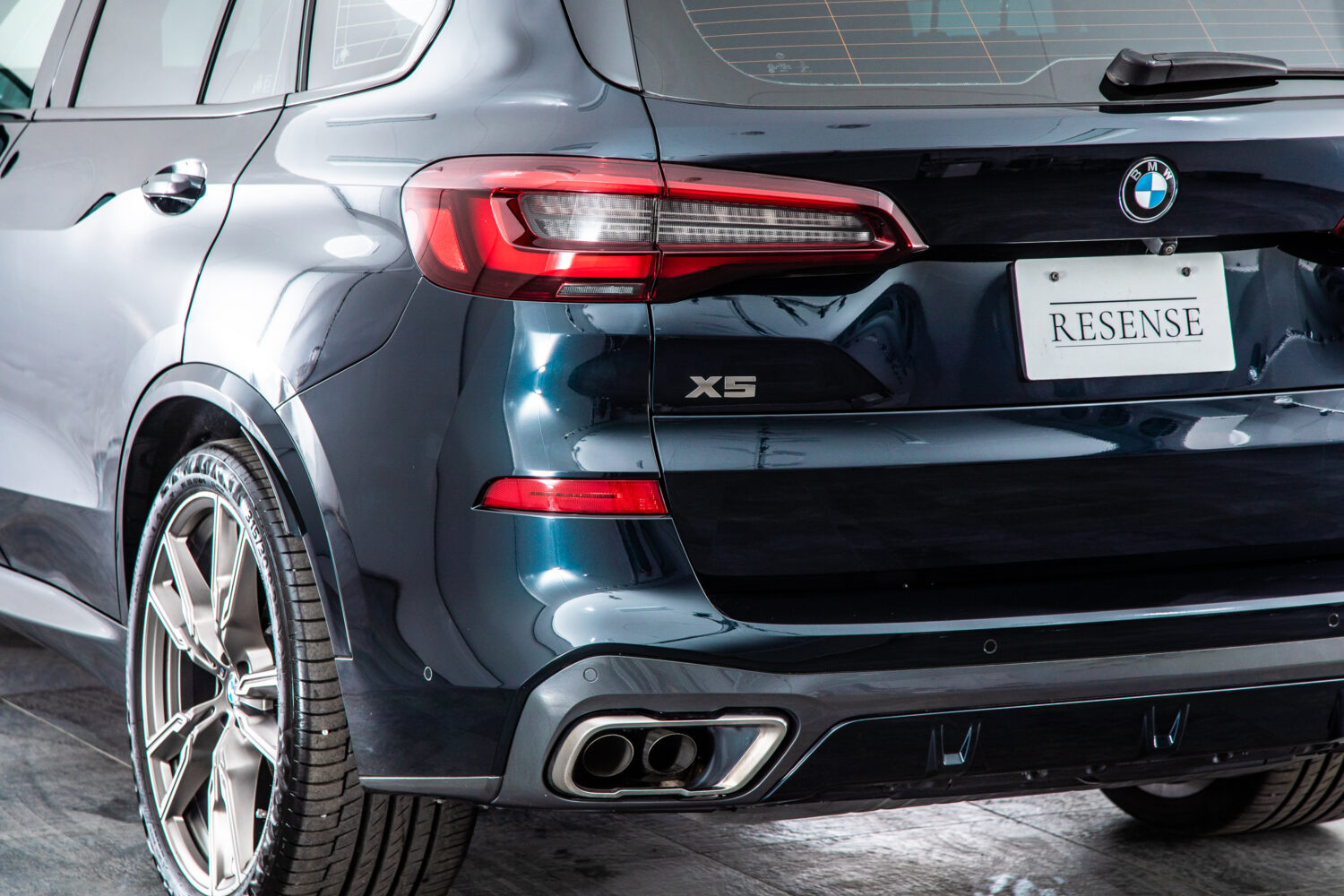 X5 M50i ドライビング ダイナミクス パッケージ 4WD　走行6700km HUD ワイヤレス充電