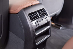 X5 M50i ドライビング ダイナミクス パッケージ 4WD　走行6700km HUD ワイヤレス充電