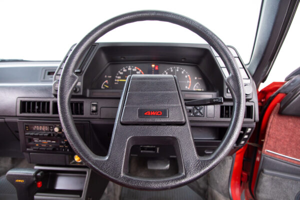 レオーネ ST 4WD