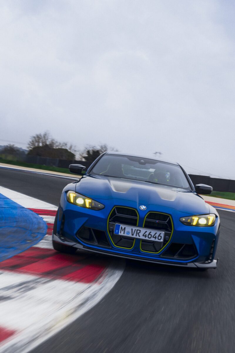 日本国内2台限定　BMW M4 CS VR46　ヴァレンティノ・ロッシとのコラボ