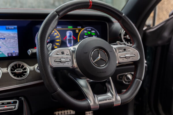 Eクラスカブリオレ E53 4マチックプラス 4WD