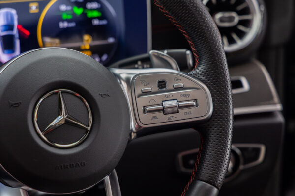 Eクラスカブリオレ E53 4マチックプラス 4WD