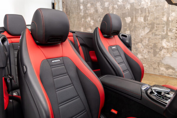 Eクラスカブリオレ E53 4マチックプラス 4WD
