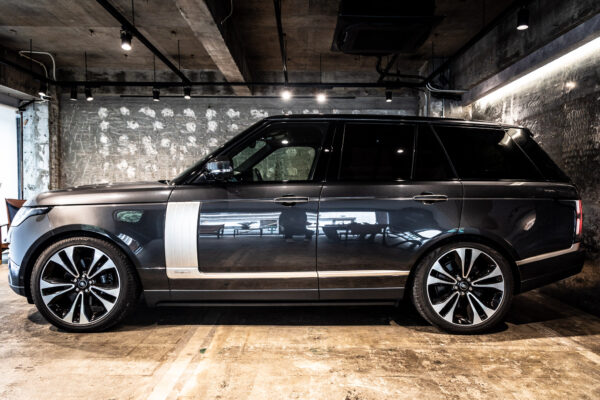 レンジローバー フィフティー(525PS) 4WD
