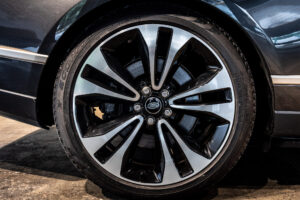 レンジローバー フィフティー(525PS) 4WD