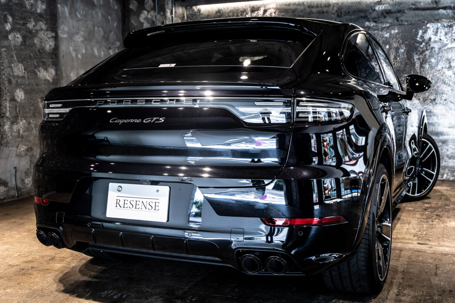 カイエンクーペ GTS Tip-S 4WD