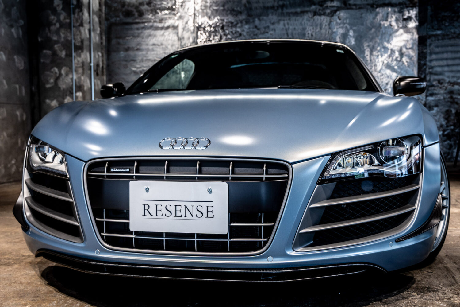 R8スパイダー GT 4WD 左H