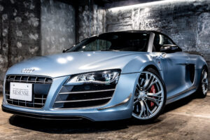 R8スパイダー GT 4WD 左H