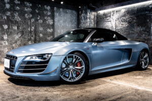 R8スパイダー GT 4WD 左H