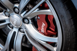 R8スパイダー GT 4WD 左H