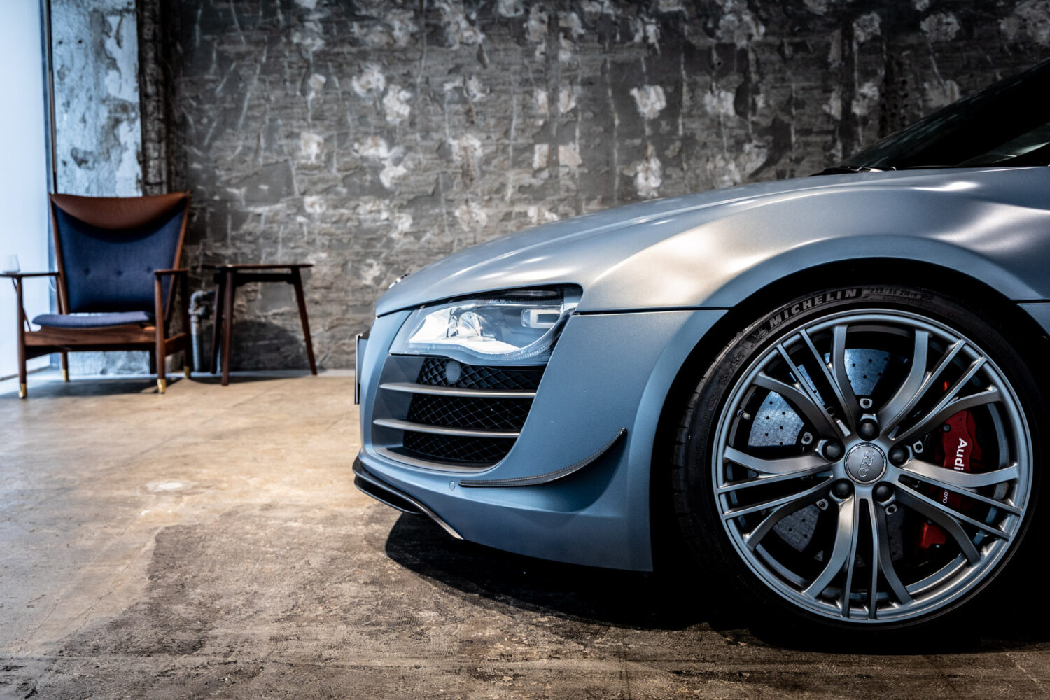 R8スパイダー GT 4WD 左H