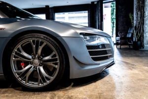 R8スパイダー GT 4WD 左H