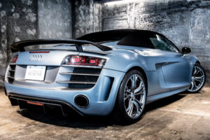 R8スパイダー GT 4WD 左H