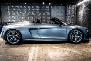 R8スパイダー GT 4WD 左H