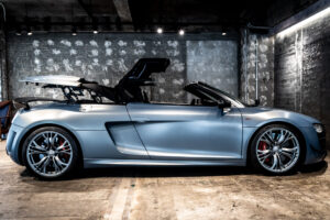 R8スパイダー GT 4WD 左H