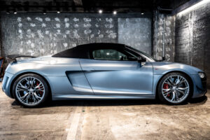 R8スパイダー GT 4WD 左H