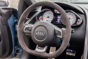 R8スパイダー GT 4WD 左H