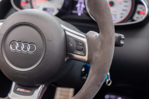R8スパイダー GT 4WD 左H