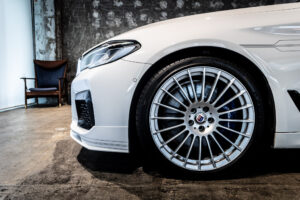 BMWアルピナ B5 リムジン アルラット4WD