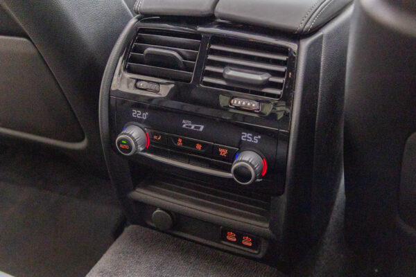 B5 リムジン アルラット4WD