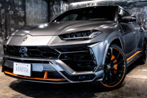 ウルス グラファイトカプセル 4WD 左H