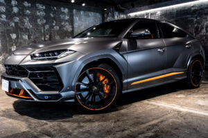 ウルス グラファイトカプセル 4WD 左H
