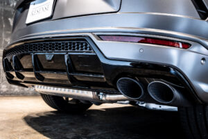ウルス グラファイトカプセル 4WD 左H