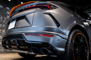 ウルス グラファイトカプセル 4WD 左H