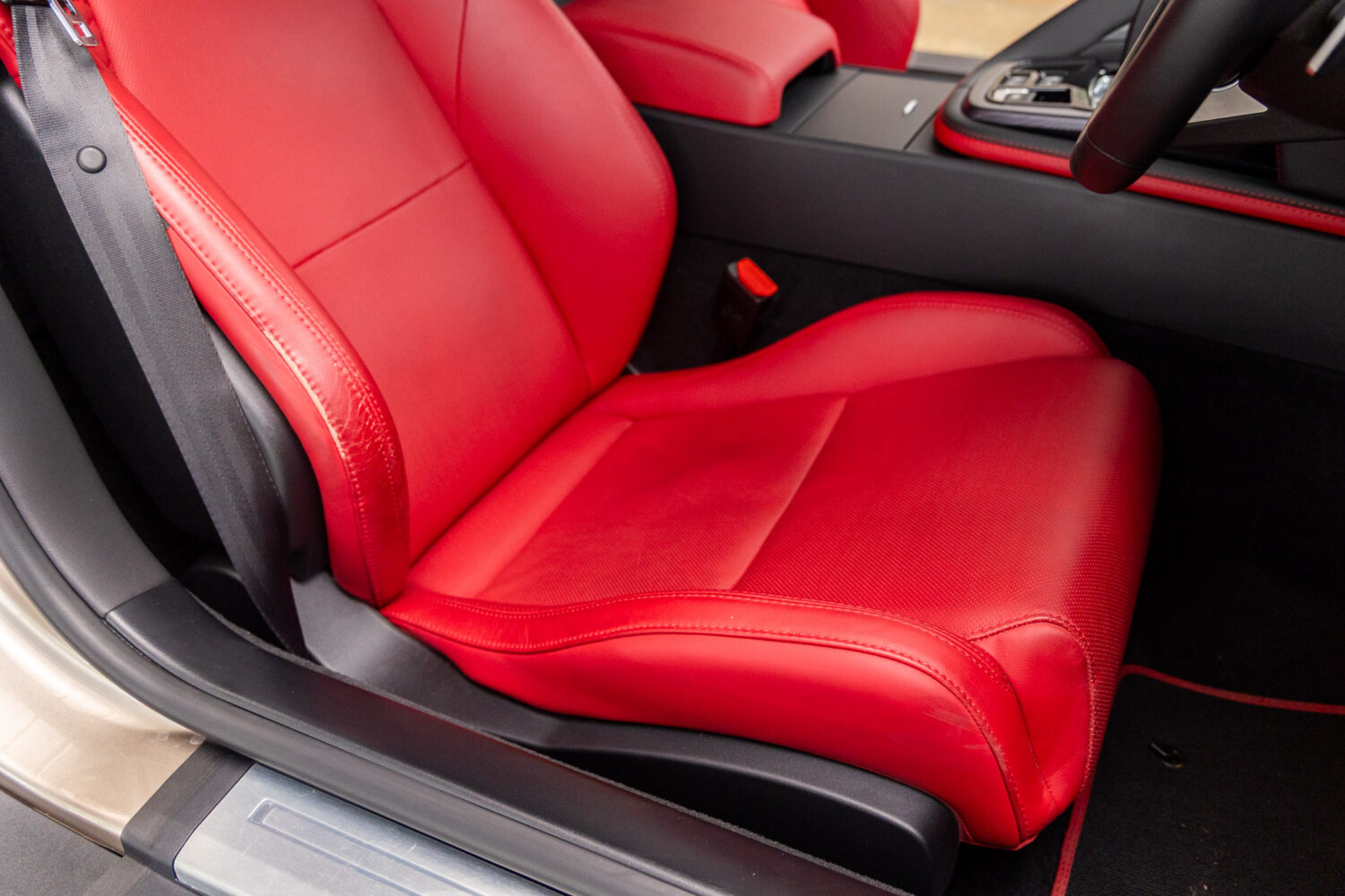 Fタイプクーペ Rダイナミック 5.0L P450