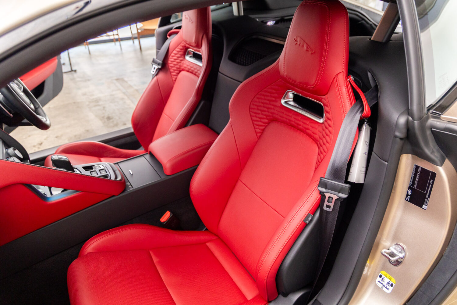 Fタイプクーペ Rダイナミック 5.0L P450
