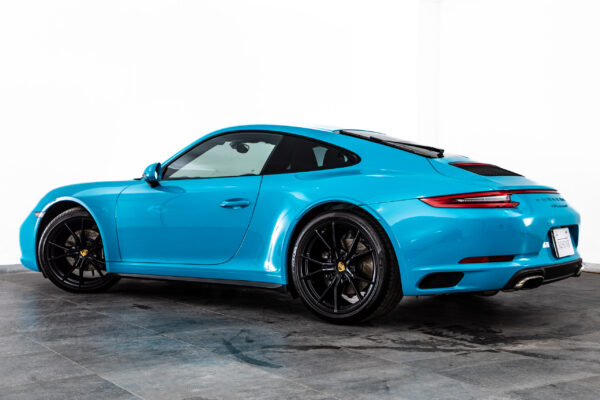 911 カレラ4