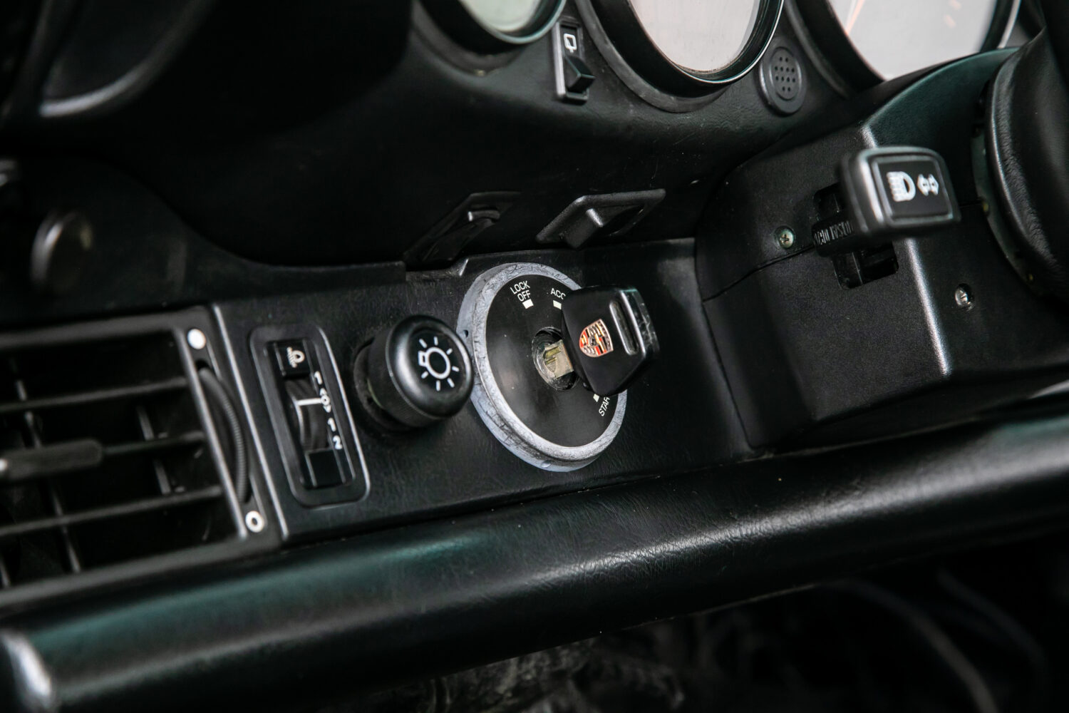 911 カレラ4 4WD