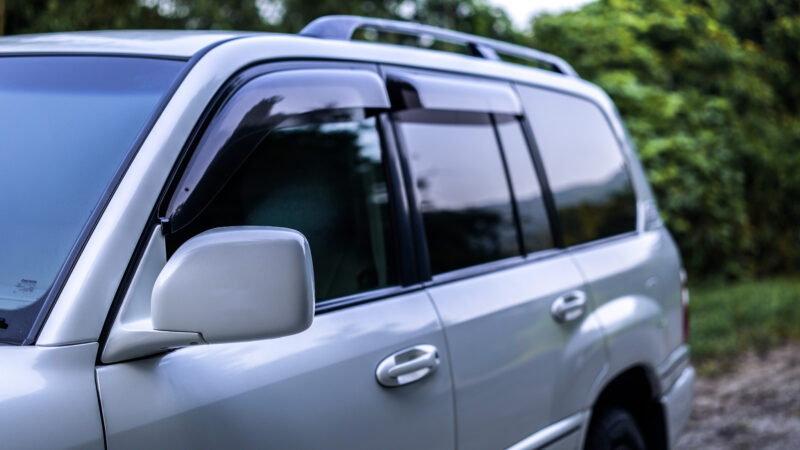 トヨタ・ランドクルーザー100（2003）現代ランクルの原点