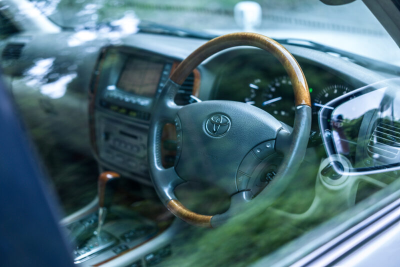 トヨタ・ランドクルーザー100（2003）現代ランクルの原点