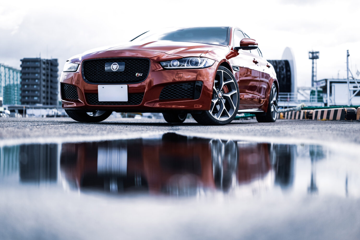 ジャガー・XE S（FR/8AT）隠れた名車との出会い