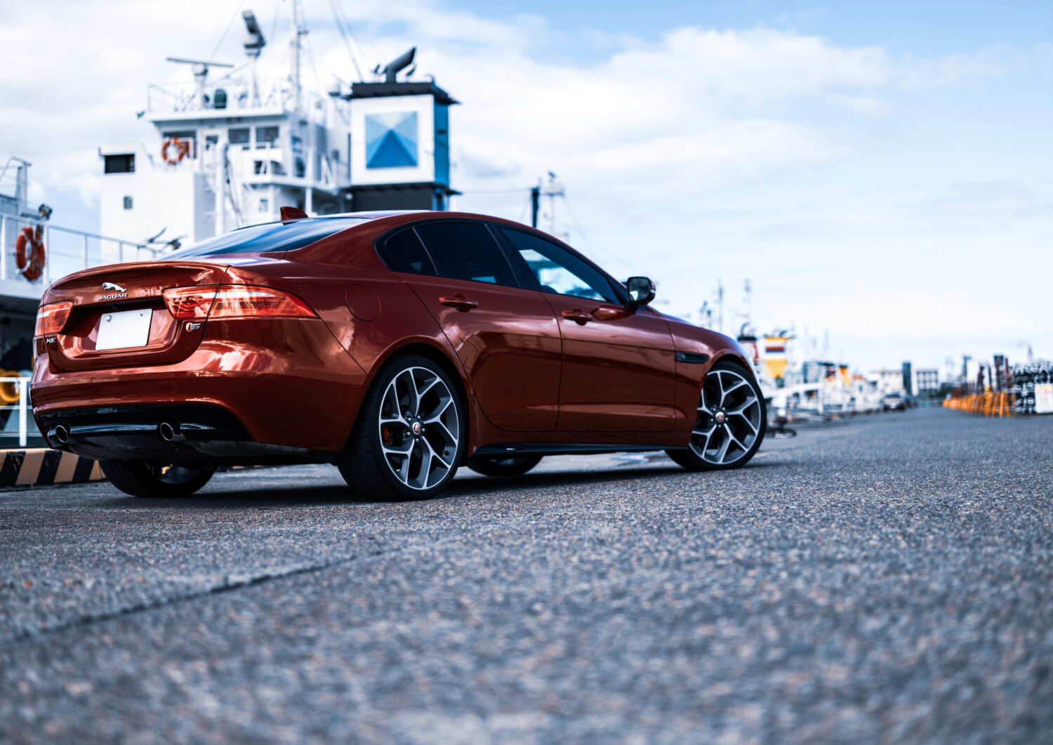 ジャガー・XE S（FR/8AT）隠れた名車との出会い